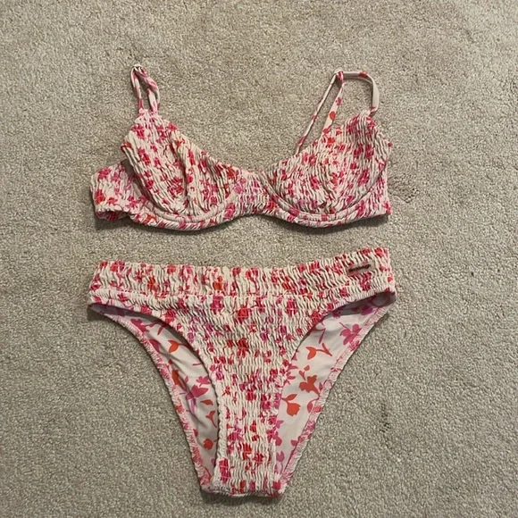 Blackbough swimsuit!! - Picture 1 of 1